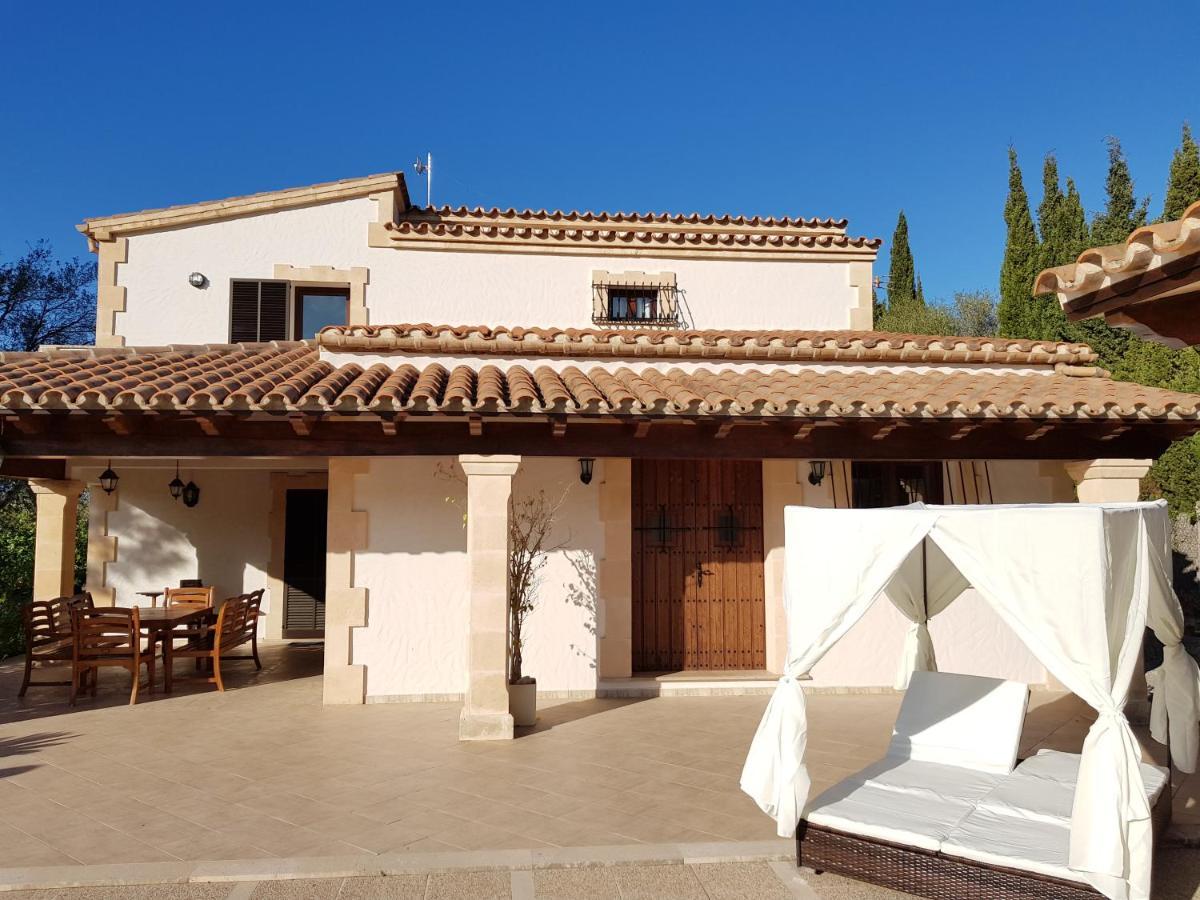 Villa Milagro - 3 Bedroom Finca Style Villa With Pool Near Golf Course/Beaches - Air Cond. Pollenca Exterior photo